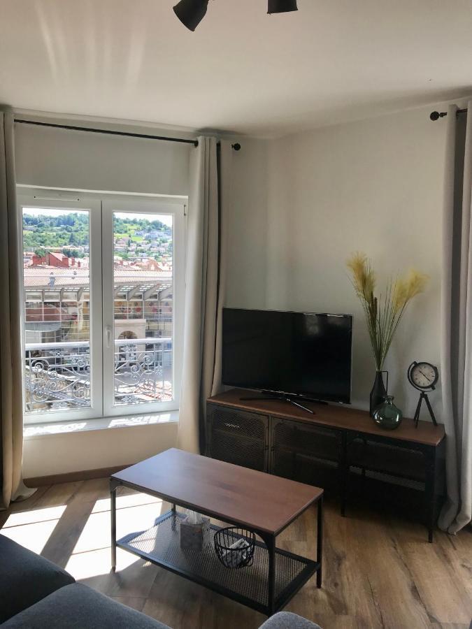 Chez Mick Et Sarah : Vert L'Industriel Le Puy-en-Velay Kültér fotó